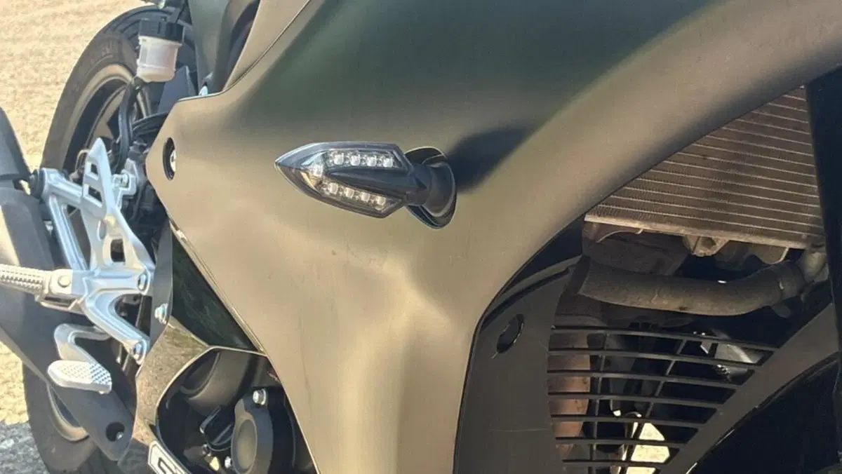 Yamaha YZF R125 (2023 - 26)  (10)