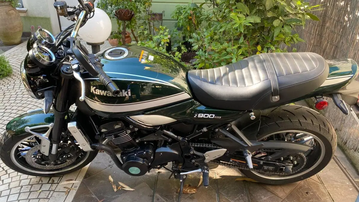 Kawasaki Z 900 RS (2022 - 25)  (2)