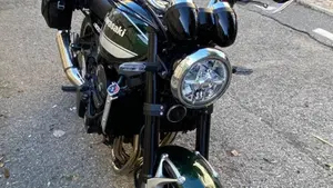 Kawasaki Z 900 RS (2022 - 25)  (5)