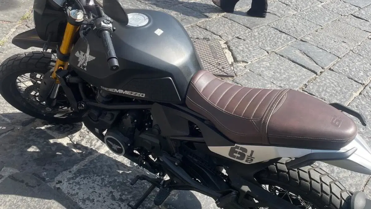 Moto Morini SEIEMMEZZO SCR (2022 - 26) 