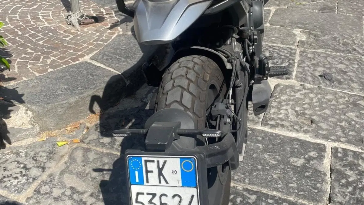 Moto Morini SEIEMMEZZO SCR (2022 - 26)  (4)