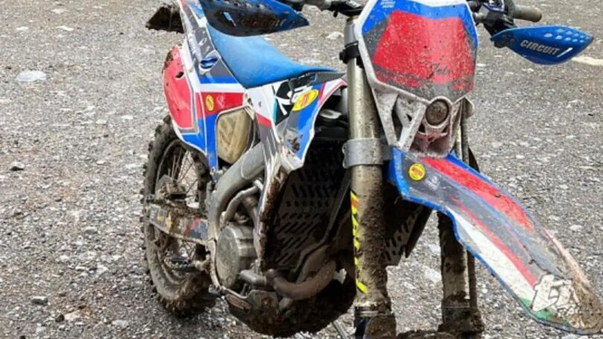 Tm Moto EN 300 Fi 4t (2021 - 22)  (2)