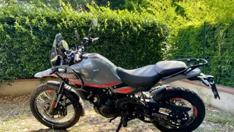 Royal Enfield Himalayan 450 (2024 - 26) usata