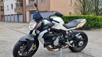 MV Agusta Brutale 675 (2011 - 15) usata