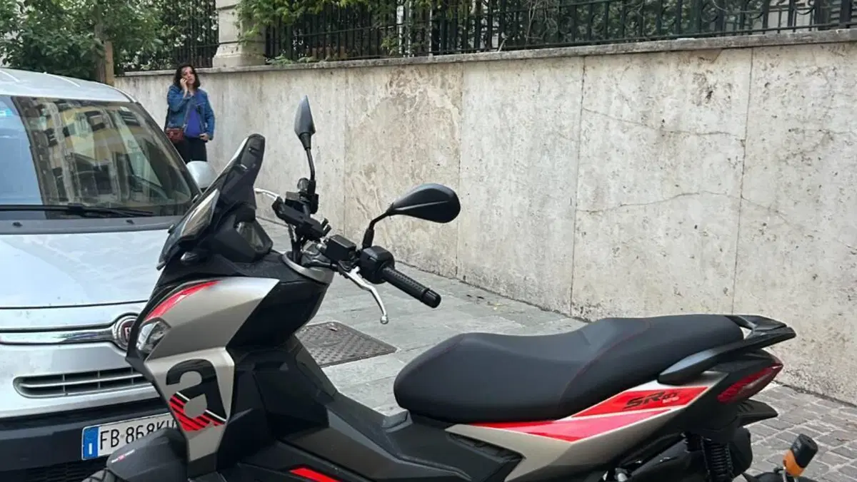 Aprilia SR GT 125 (2025 - 26)  (2)