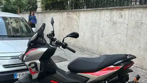 Aprilia SR GT 125 (2025 - 26)  (2)