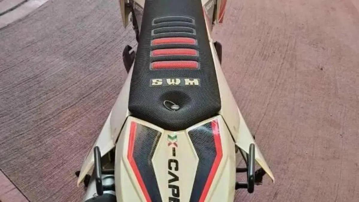 Swm RS 125 R (2021 - 23)  (4)