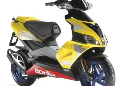 Parti in Plastica e Carene Usate Aprilia SR 50 Fac - Annuncio 10078845