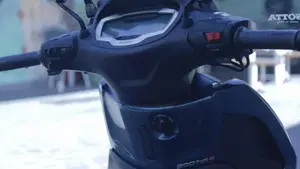 Piaggio Beverly 300 Hpe (2021)  (4)