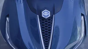 Piaggio Beverly 300 Hpe (2021)  (9)