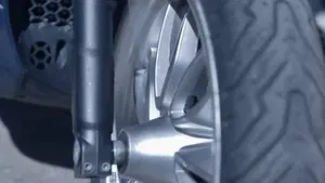 Piaggio Beverly 300 Hpe (2021)  (18)