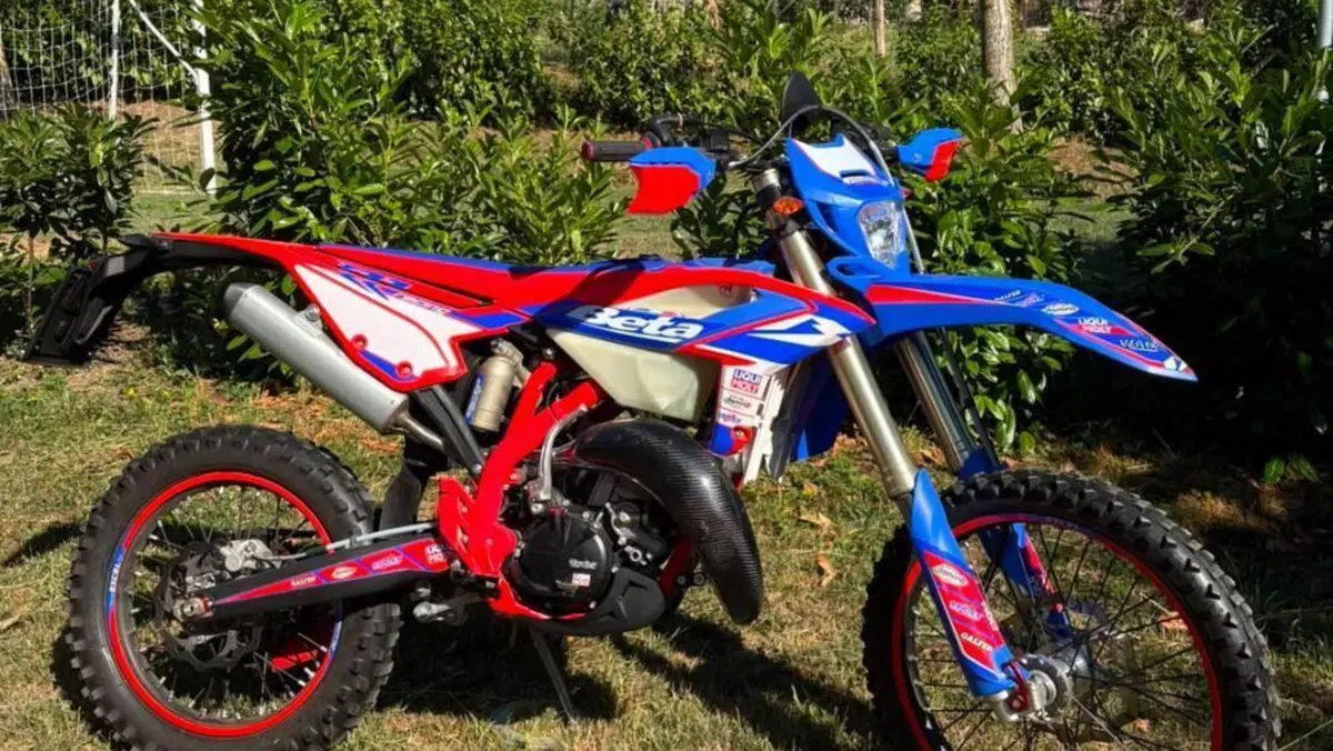 Betamotor RR 125 2T Enduro Racing (2024)  (2)