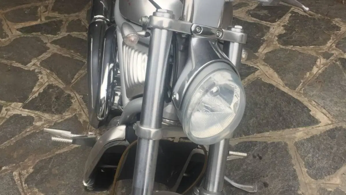 Harley-Davidson 1130 V-Rod (2002 - 05) - VRSCA  (3)
