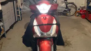 Honda SH 125 i ABS (2013 - 17)  (2)