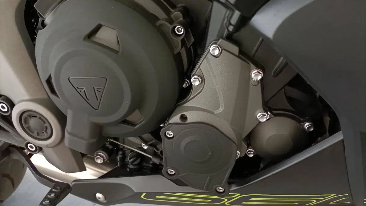 Triumph Daytona 660 (2024 - 26)  (11)