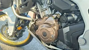 Honda Africa Twin CRF 1000L Adventure Sports DCT Desert Track (2019)  (4)
