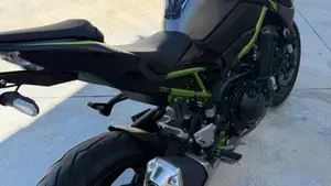 Kawasaki Z 900 (2020)  (3)