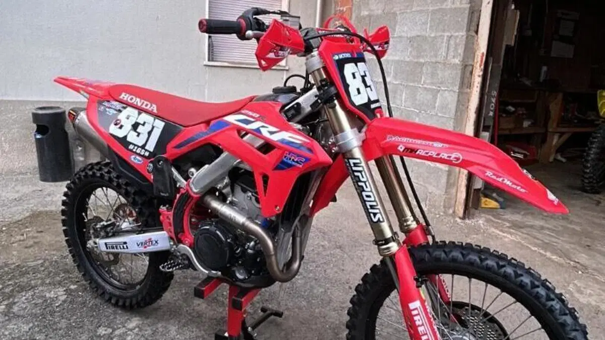 Honda CRF 250R (2023)  (3)