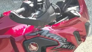 Honda Africa Twin CRF 1000L DCT (2018 - 19)  (8)