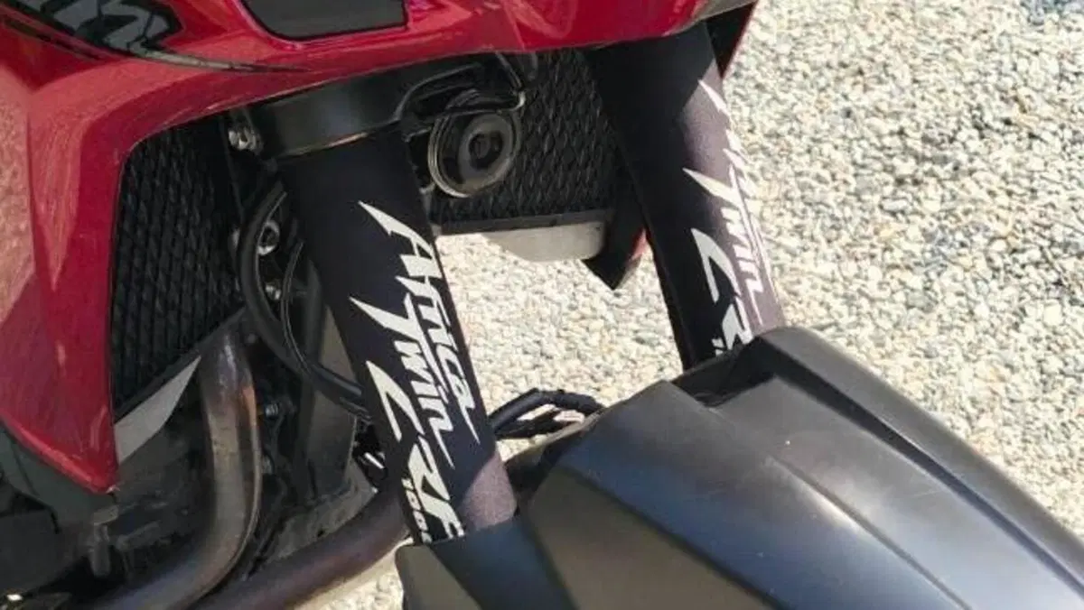 Honda Africa Twin CRF 1000L DCT (2018 - 19)  (9)