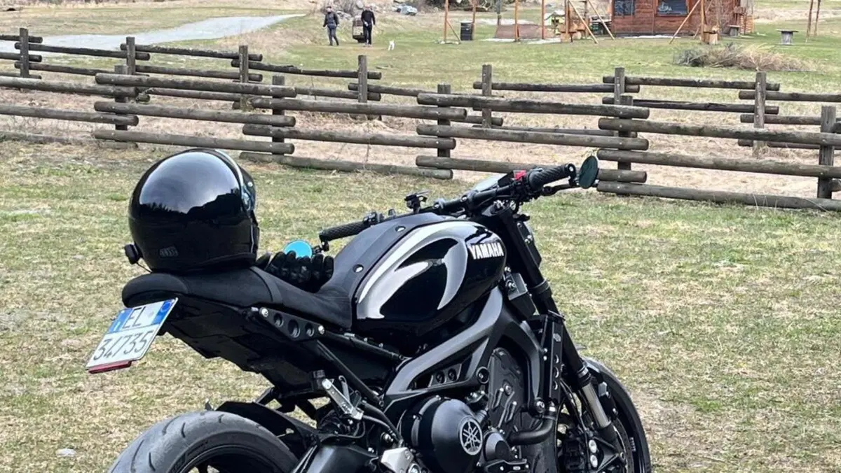 Yamaha XSR 900 ABS (2016 - 20)  (2)