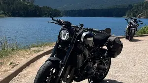 Yamaha XSR 900 ABS (2016 - 20)  (6)
