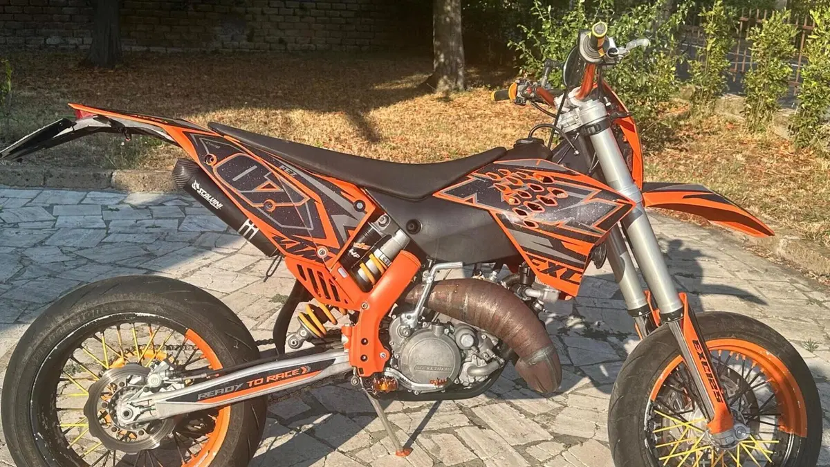 KTM 125 EXC (2009)  (5)