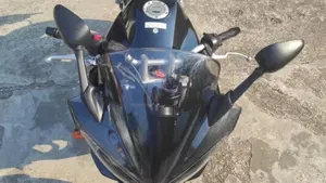 Yamaha FZ6 Fazer (2004 - 07)  (3)