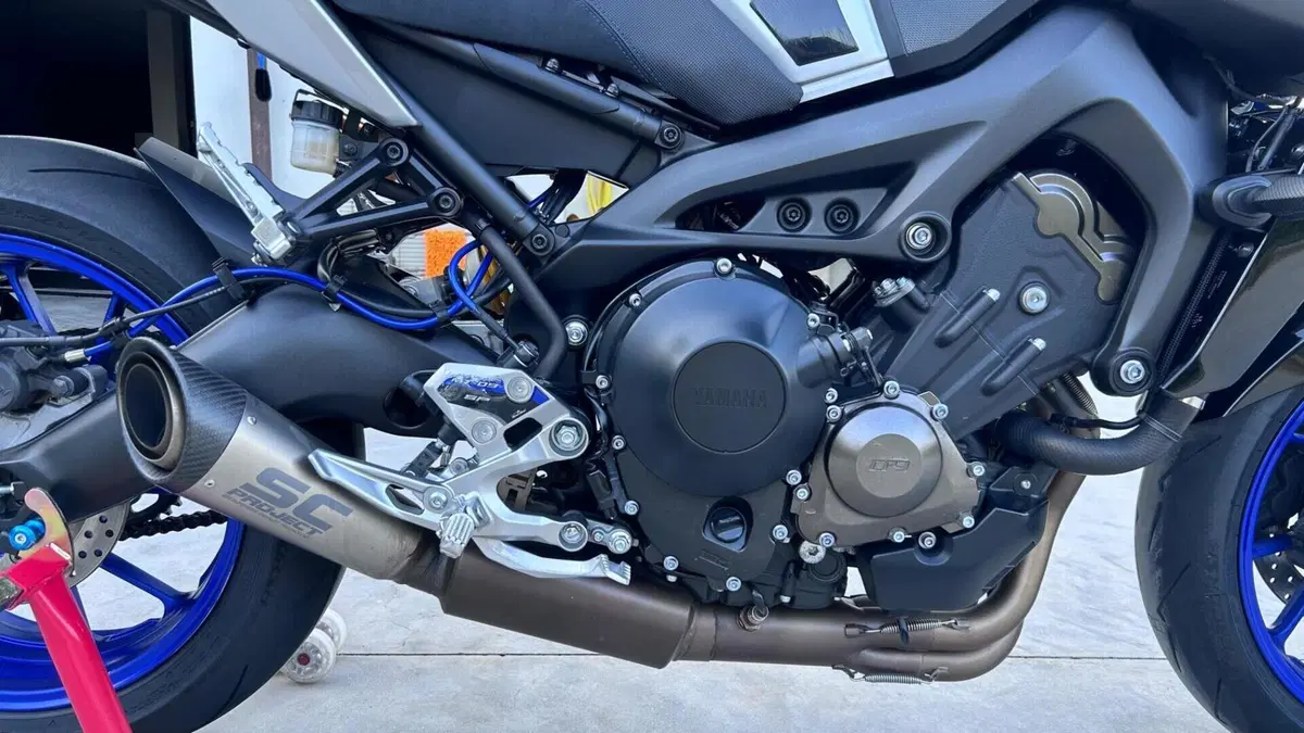 Yamaha MT-09 SP (2018 - 20)  (6)