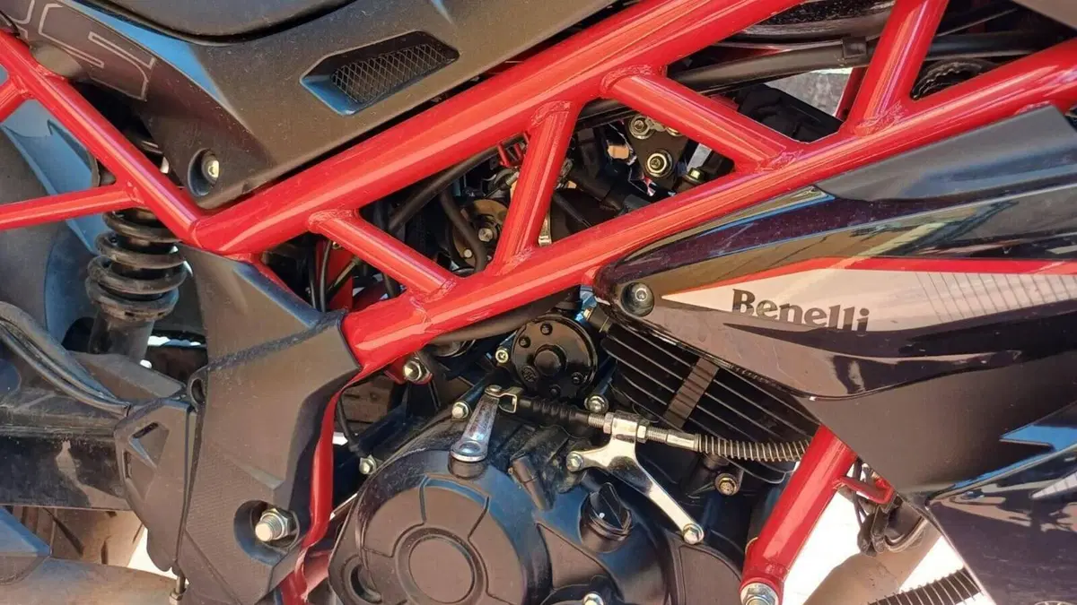 Benelli BN 125 (2021 - 25)  (8)