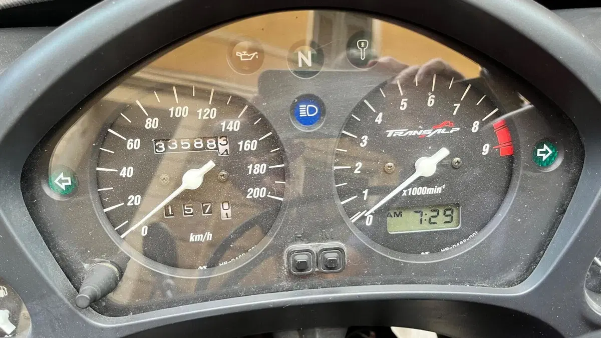 Honda Transalp XL 650V (2000 - 04)  (5)