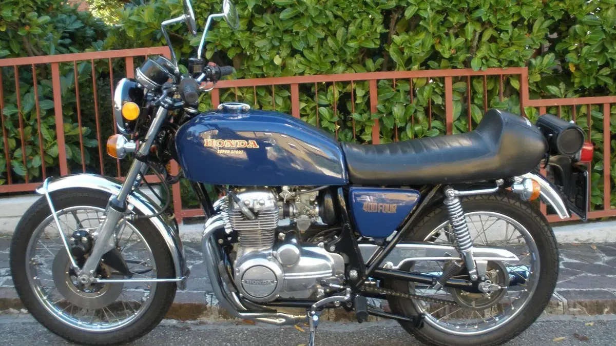 Honda   (2)
