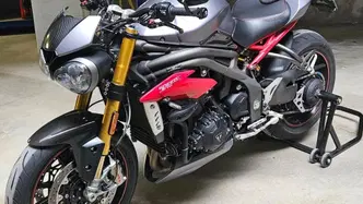Triumph Speed Triple 1050 R ABS (2016 - 17) usata