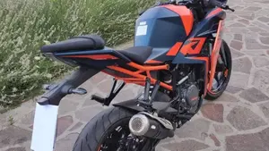 KTM RC 390 (2022 - 26)  (2)
