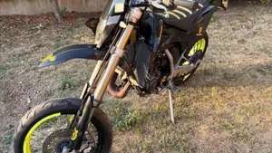 Husqvarna SM 125 (2009)  (3)