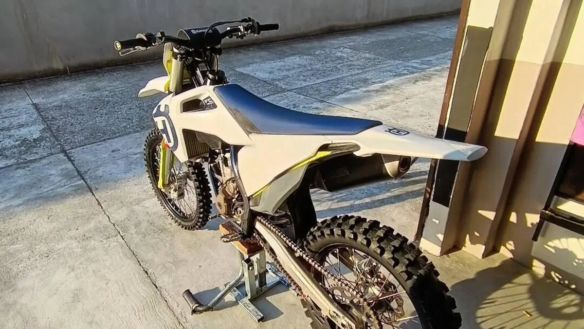 Husqvarna FC 250 (2019)  (8)