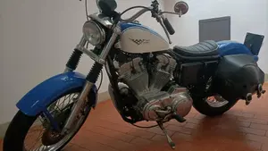 Harley-Davidson 883 Hugger (2001 - 02) - XLH  (6)