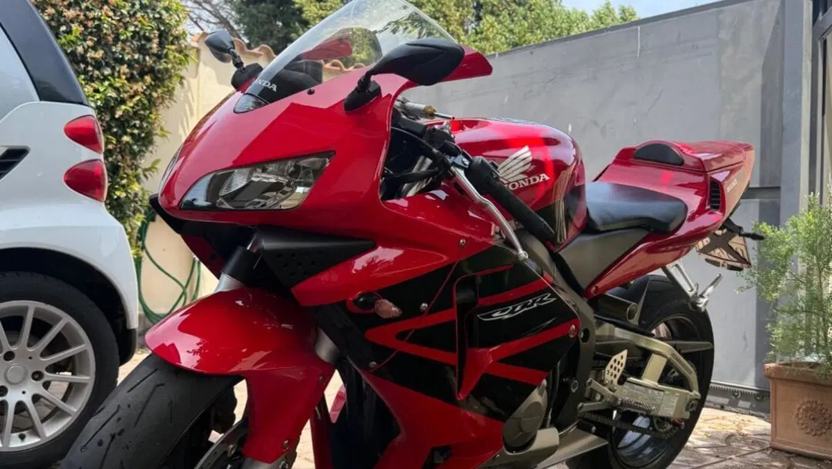 Honda CBR 600 RR (2003 - 04) 