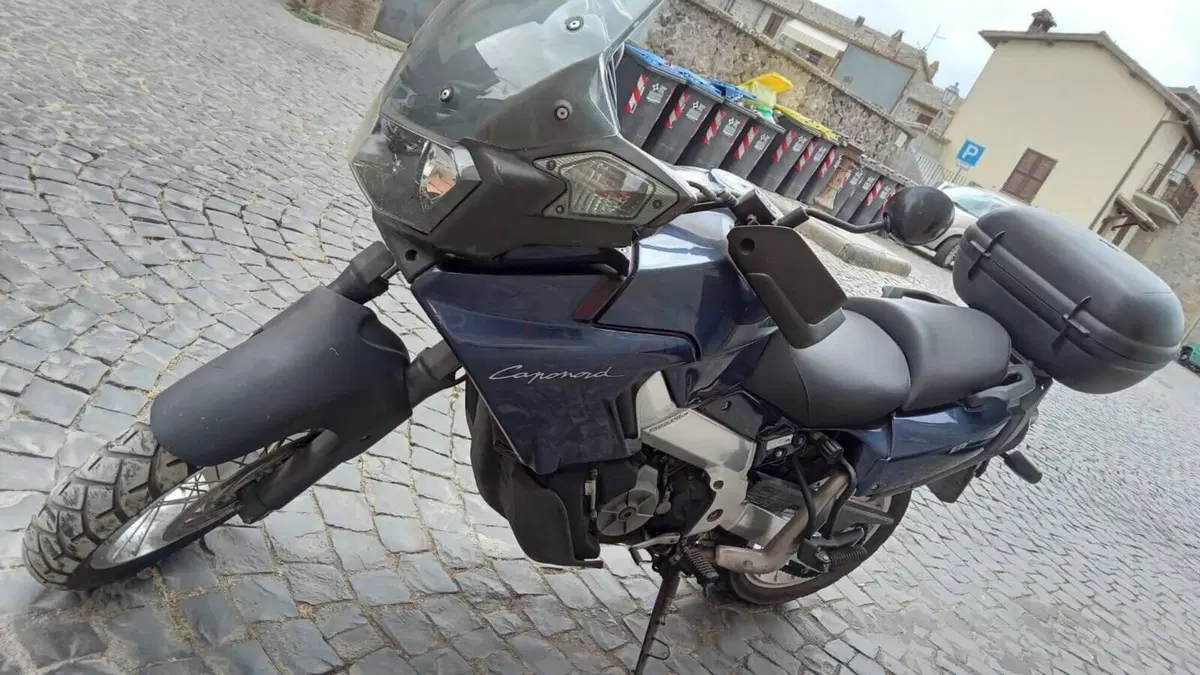 Aprilia Caponord ETV 1000 (2001 - 04)  (2)
