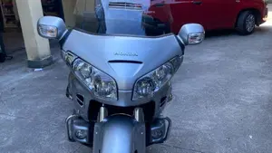 Honda GL 1800 Gold Wing (2007 - 11)  (5)