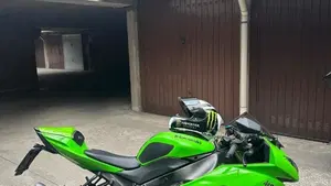 Kawasaki Ninja 600 ZX-6R (2009 - 16)  (2)