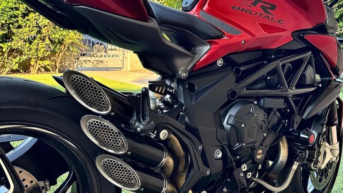 MV Agusta Brutale 800 RR (2021 - 25)  (4)