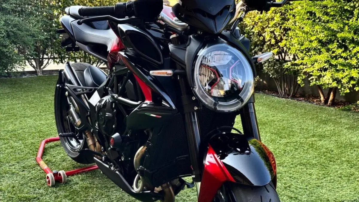 MV Agusta Brutale 800 RR (2021 - 25)  (5)