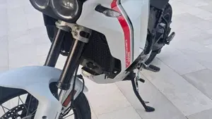 Ducati DesertX (2022 - 25)  (2)