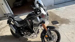 Honda Africa Twin CRF 1100L Adventure Sports DCT Travel Edition (2024 - 26)  (2)
