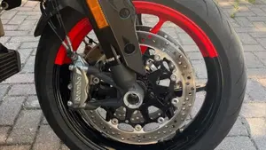 Ducati Hypermotard 950 RVE (2022 - 25)  (5)