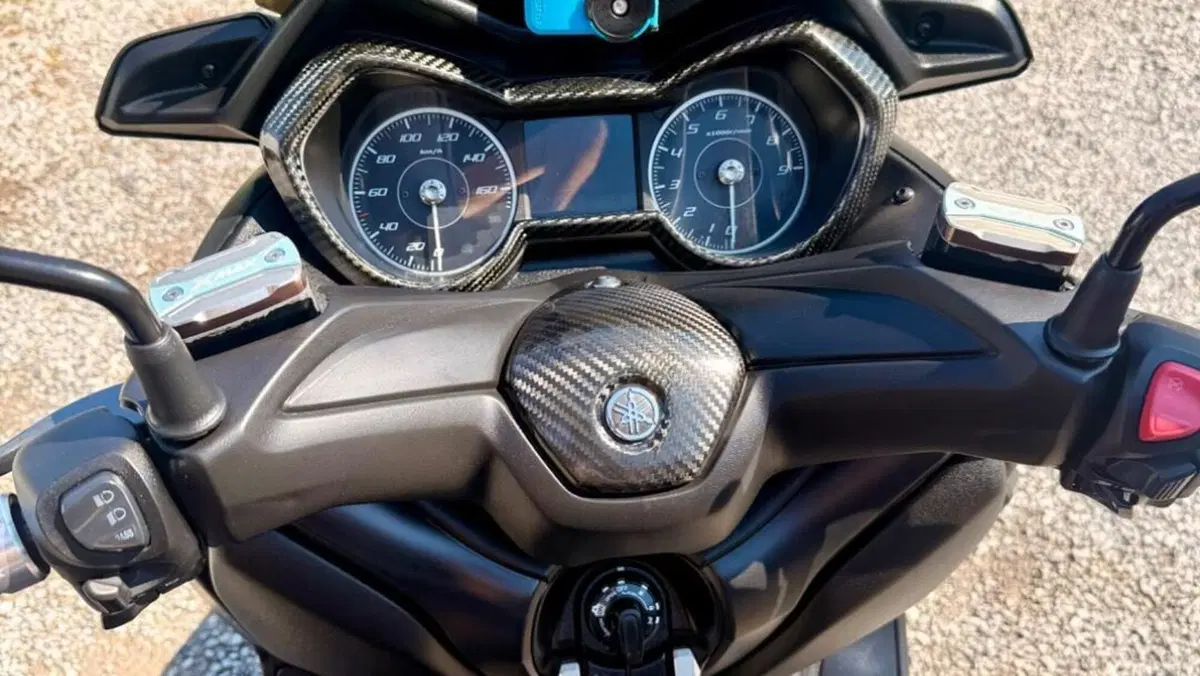 Yamaha X-Max 300 ABS (2017 - 20)  (9)