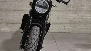 Husqvarna Svartpilen 701 Style (2019 - 20)  (6)