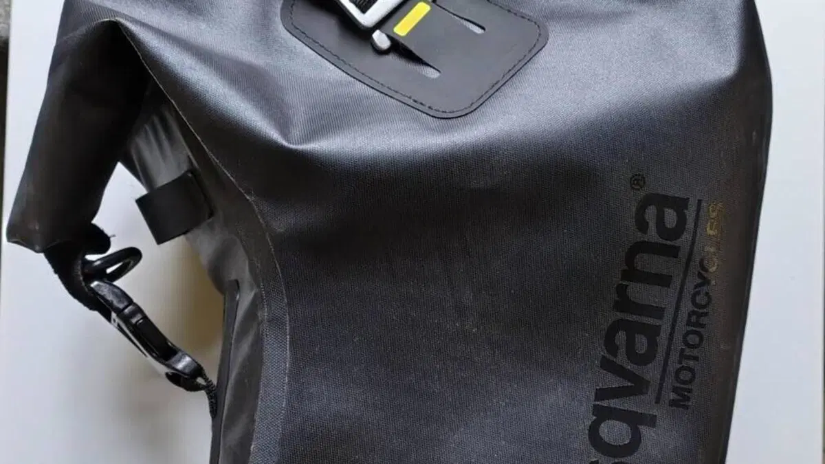 Husqvarna Svartpilen 701 Style (2019 - 20)  (14)