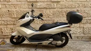 Honda PCX 125 (2009 - 13)  (3)